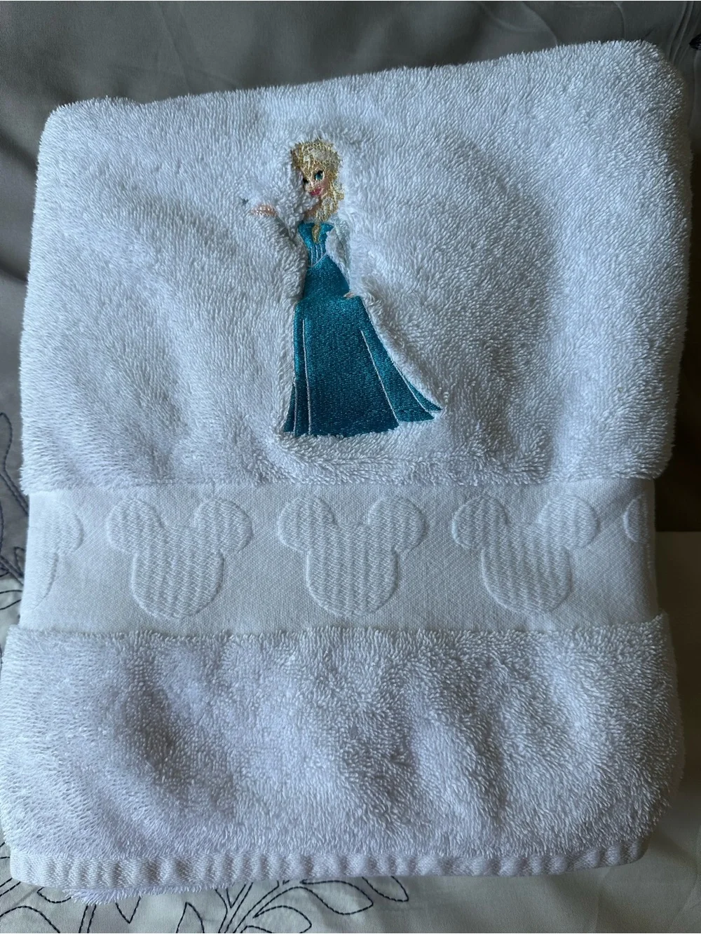 Set of Disney Parks White Embroidered Bath Towels, Elsa, Anna, and Olaf